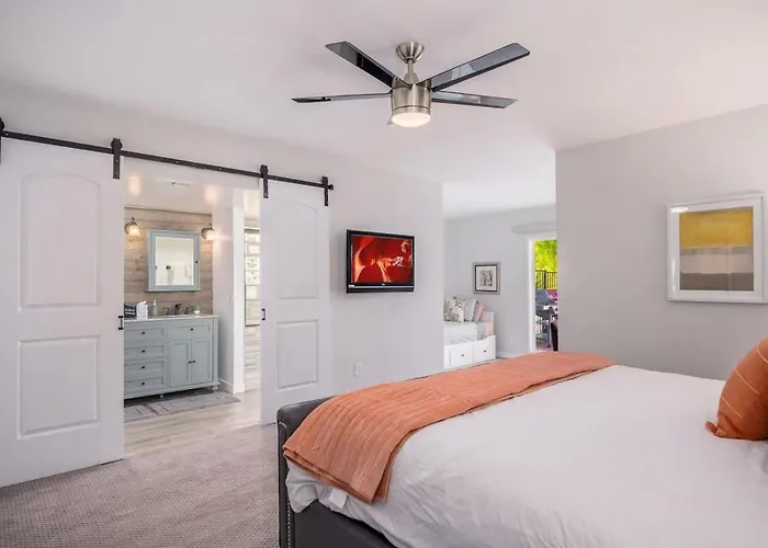 Desert Oasis Style Backyard Sleeps 18 Games Phoenix